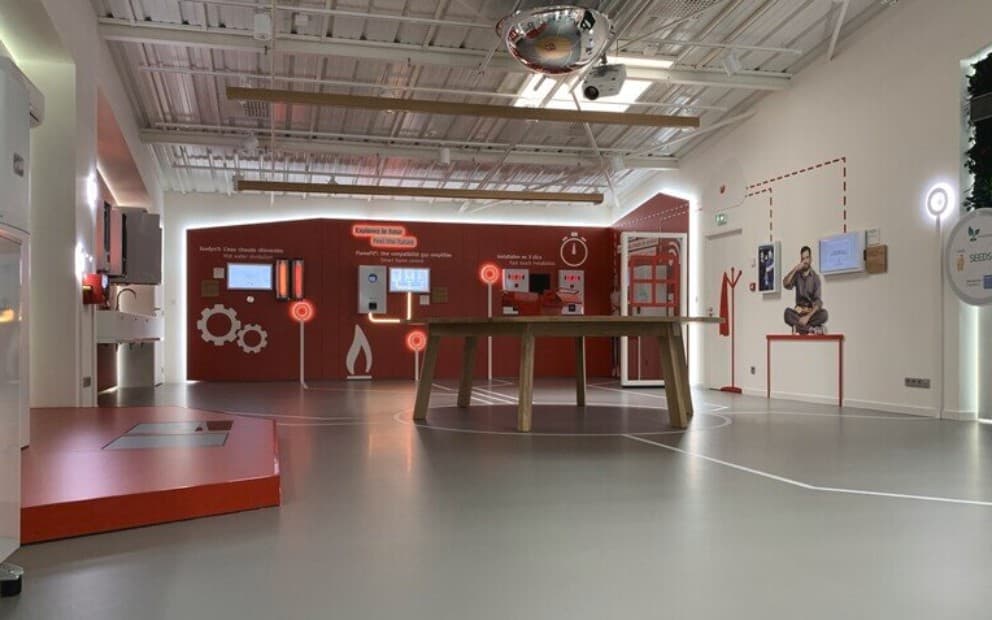 UPDATE IMAGE AND INSERT ALT TEXT